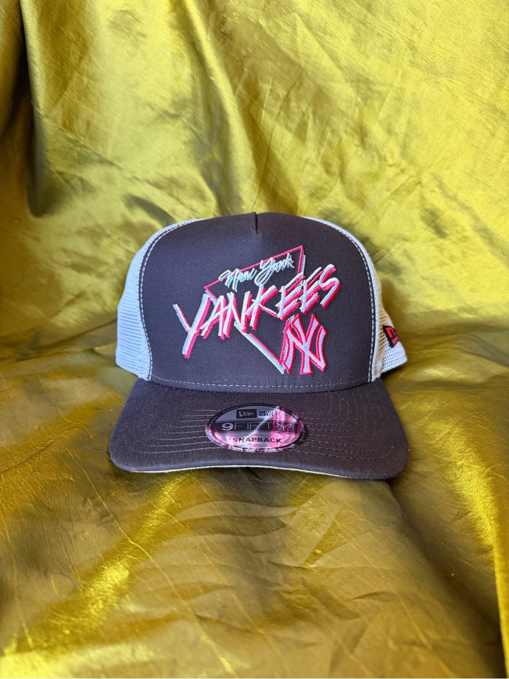 New Era Black and Pink New York Yankees Mesh Trucker Hat